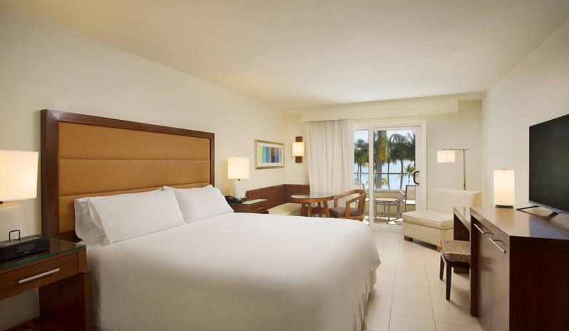 Casa Marina - Ocean View with Balcony Bedroom